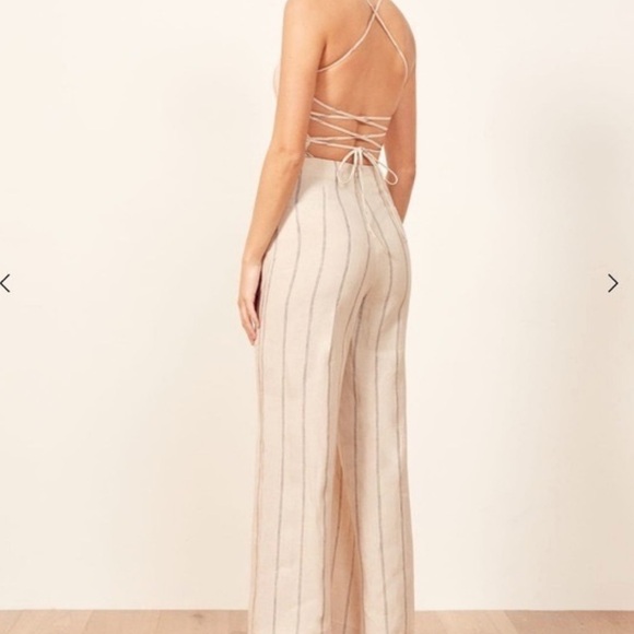 Reformation 100% Linen Elm Jager Jumpsuit size 8 striped blue jumpsuit open back - Picture 2 of 11